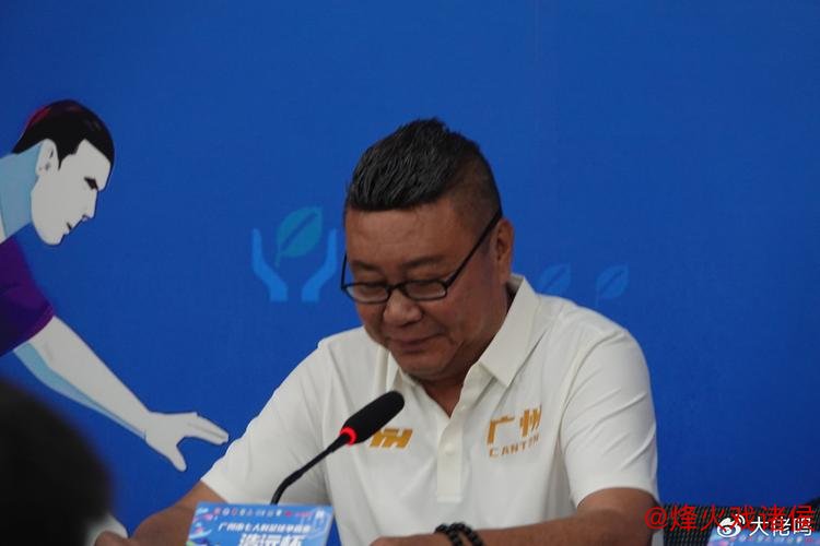 吕建军：年轻球员在失利中成长 争冠组胜算五五开