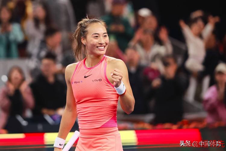 中网郑钦文进女单16强 布云朝克特首进500赛四强 中网郑钦文进女单16强 布云朝克特首进500赛四强