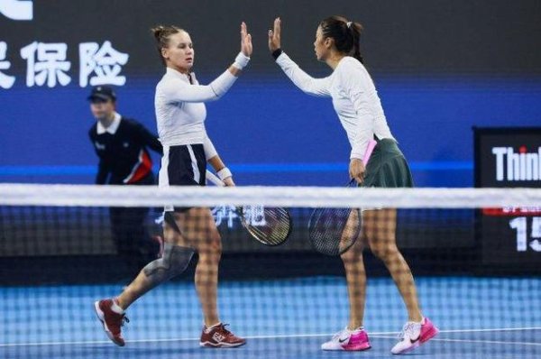 尊龙凯时官网 中网高芙穆霍娃会师女单决赛 詹皓晴组合女双争冠